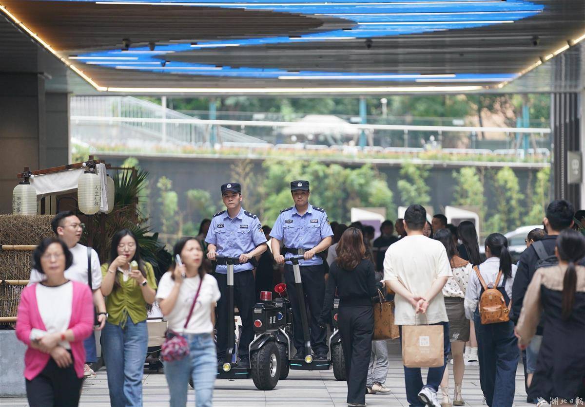 试玩2000彩金平台